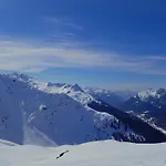 Arlberghome Komfort-apartments & Privat-sauna Wald am Arlberg