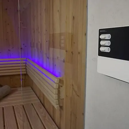 Lägenhet Arlberghome Komfort-apartments & Privat-sauna