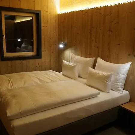Arlberghome Komfort-apartments & Privat-sauna Lägenhet