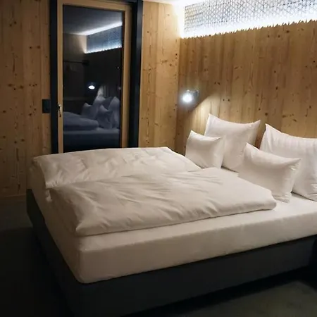 Apartman Arlberghome Komfort-apartments & Privat-sauna