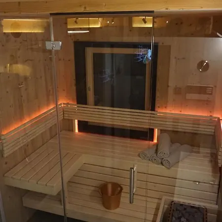 Arlberghome Komfort-apartments & Privat-sauna Lägenhet