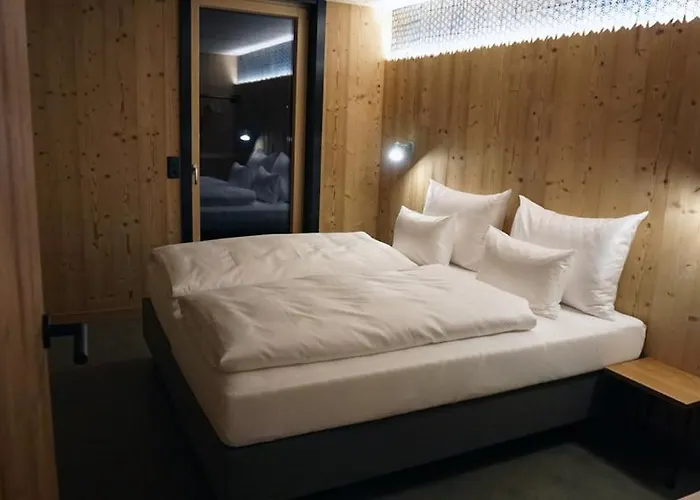 Апартаменты Arlberghome Komfort-apartments & Privat-sauna